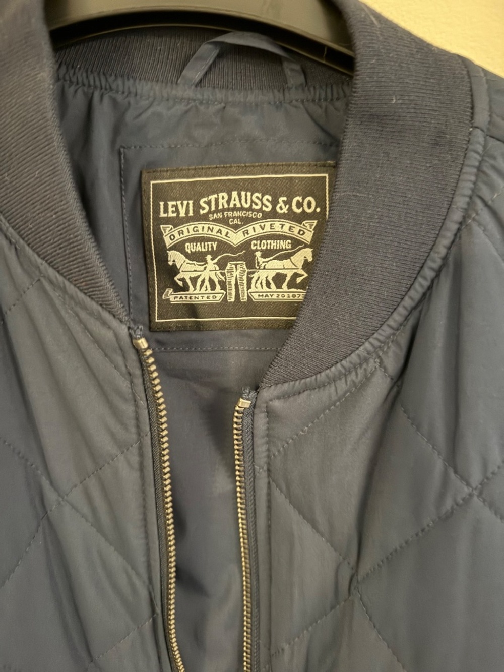 Levi’s Insulated jacket - Picture 3 of 5